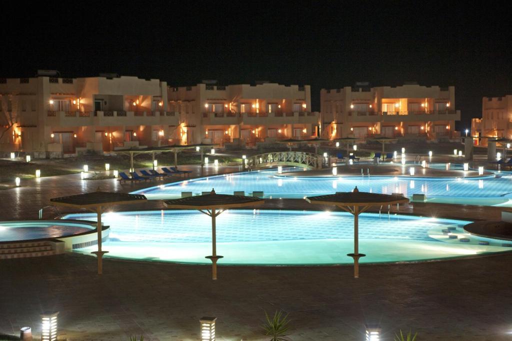 Marsa Alam Nubian Inn Laguna Beach Resort (Adults Only) מראה חיצוני תמונה