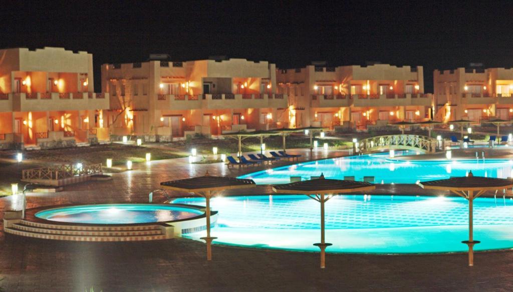 Marsa Alam Nubian Inn Laguna Beach Resort (Adults Only) מראה חיצוני תמונה