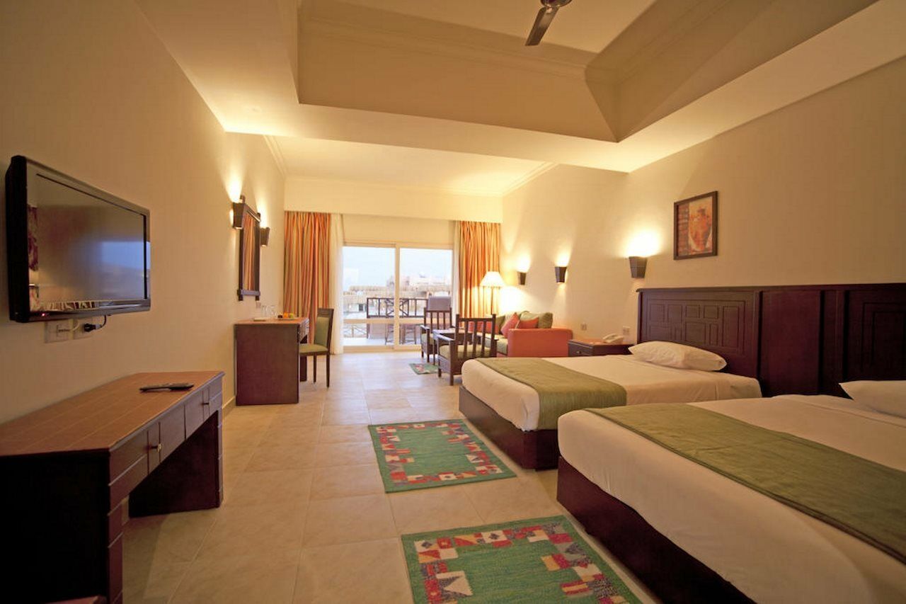 Marsa Alam Nubian Inn Laguna Beach Resort (Adults Only) מראה חיצוני תמונה